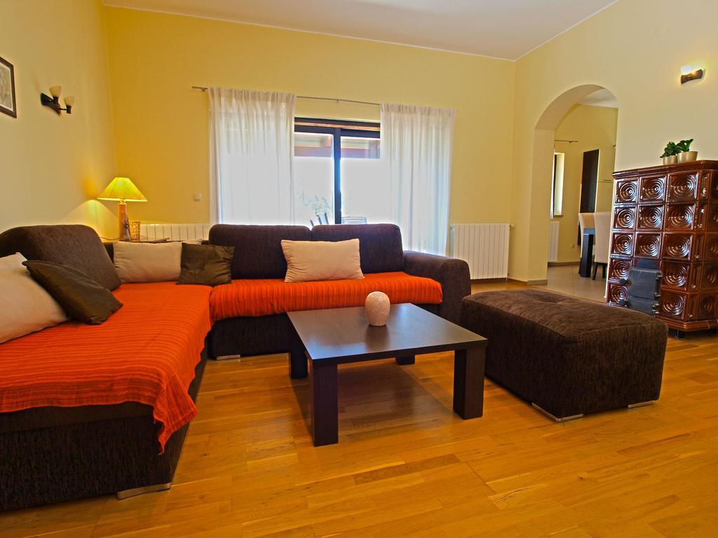 Apartments Milio 1105 Fažana Eksteriør bilde