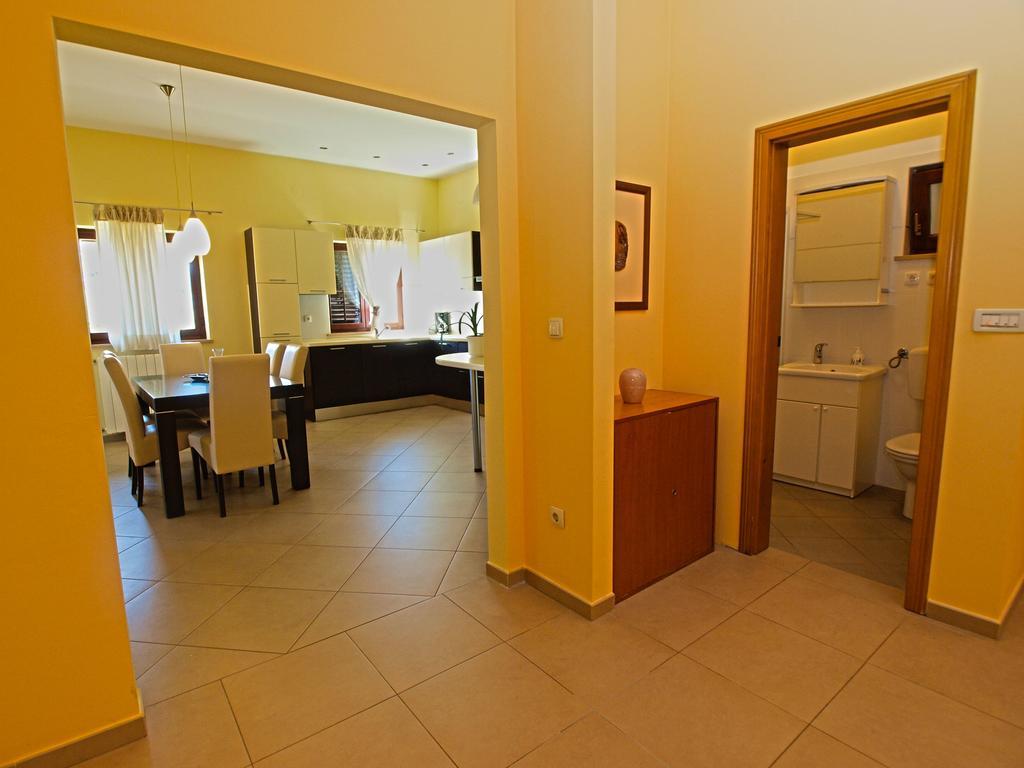 Apartments Milio 1105 Fažana Eksteriør bilde