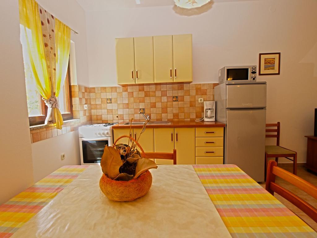 Apartments Milio 1105 Fažana Eksteriør bilde