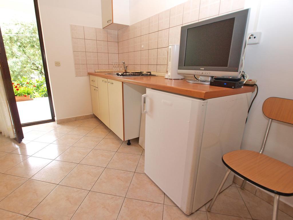 Apartments Milio 1105 Fažana Eksteriør bilde